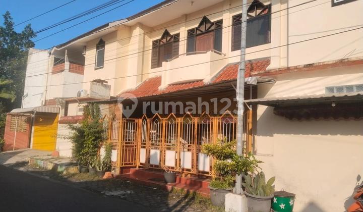 Ruko on Nakula Raya Street, Semarang (Ar) 2