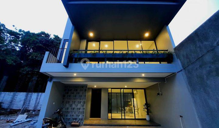 Rumah dalam Cluster di Kemang Jakarta Selatan 1