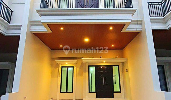 Rumah American klasik jarang ada di jagakarsa Jakarta selatan 2