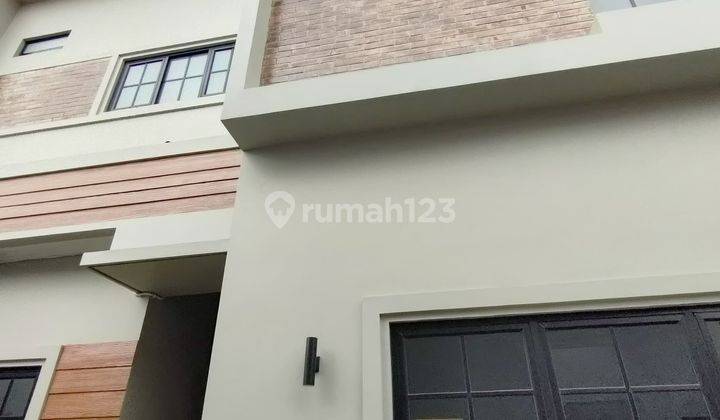 Rumah siap huni di Jagakarsa dekat ke tb simatupang 2