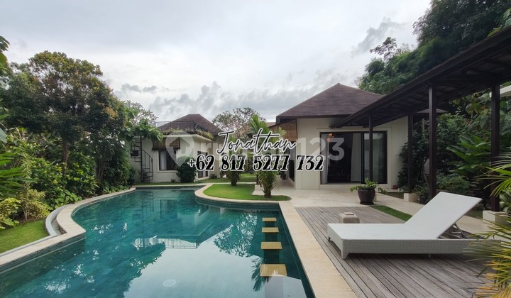 Dijual Luxury Villa 5 Kamar 1.240 M2 di Jimbaran Dekat Gwk dan Pantai Rp15 Miliar - Vsds Dijual Luxury Villa 5 Kamar 1.240 M2 di Jimbaran Dekat Gwk dan Pantai Rp15 Miliar - Vsds