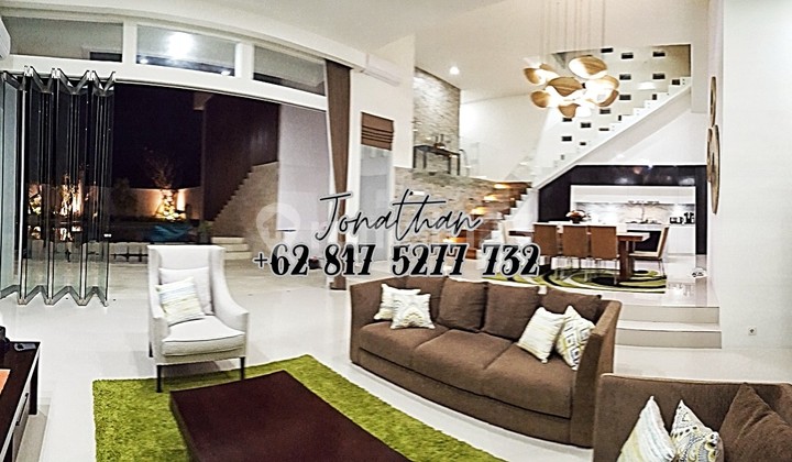 Villa SHM 4 Bedrooms Modern for Sale in Jimbaran Bali - Vsdw