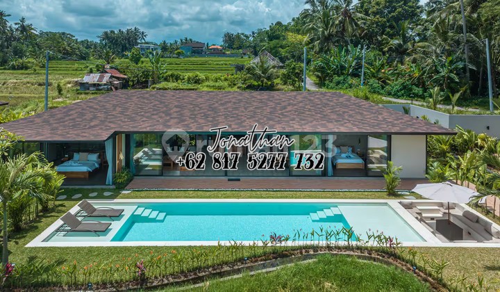 Villa Leasehold 5 Bedrooms with Rice Field View for Sale in Pejeng Ubud