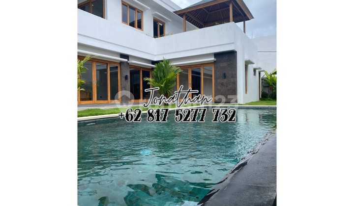 Luxury Freehold Villa with 4 Bedrooms and Sea View in Pecatu Bali - VSKHE