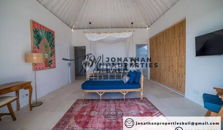 Modern Designer Luxury Villa With Stunning Ocean Views , Vsck 5