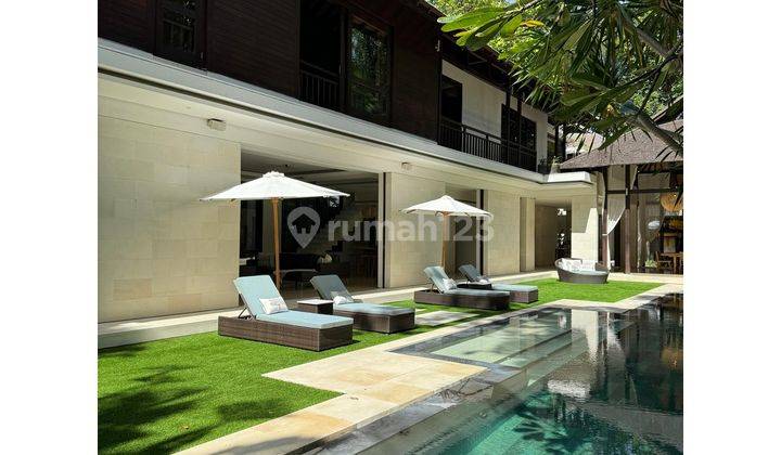  Luxury 5 Bedrooms Villa Yg Sangat Bagus Dan Super Terawat Vsar 1