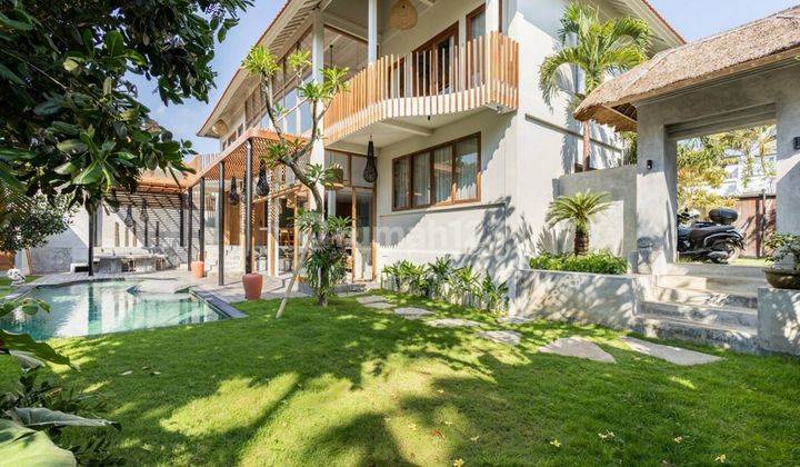  Stunning Modern Tropical Villa Umalas, For A 26 year Leasehold 1