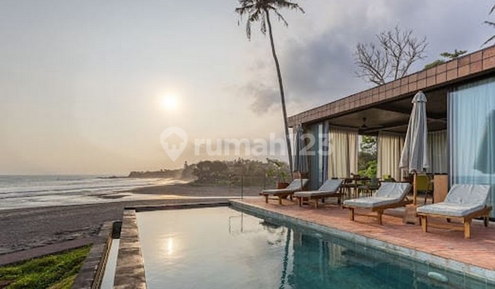  DIJUAL – Vila Mewah Tepi Pantai dengan Pemandangan Laut - VSFN