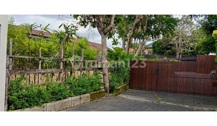 Dijual tanah Luas 3 are (1.5are + 1.5are) Jl Cenderawasih - VSZA Dijual tanah Luas 3 are (1.5are + 1.5are) Jl Cenderawasih - VSZA