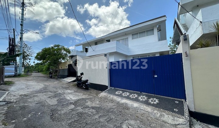 Modern House Semi villa