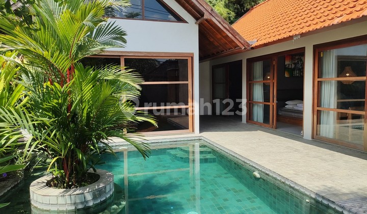  Dijual Vila 3 Kamar Tidur di Lokasi Utama Kerobokan - VSME