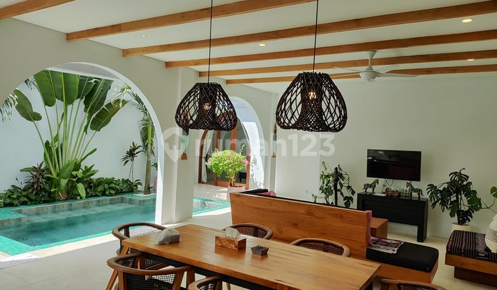 For Sale Mediterranean Villa 3 Bedrooms in Pererenan - Vsme