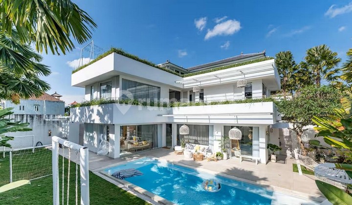  Dijual Villa Vila 5 kamar tidur yang terletak di Canggu - Vsme