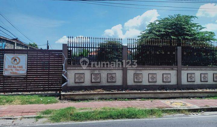 Land for sale on Jl Utama Raya Batu Belig, location near Bali Sani Hotel 1