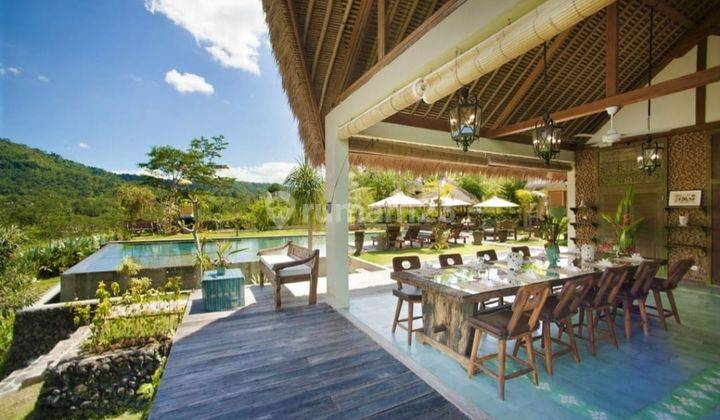 Guest House With Private Villa Di Karangasem 1