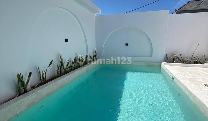 R08155 For Sale Brand New Mediterranean Villa Santorini in Elite Cluster Nusa Dua Badung 1