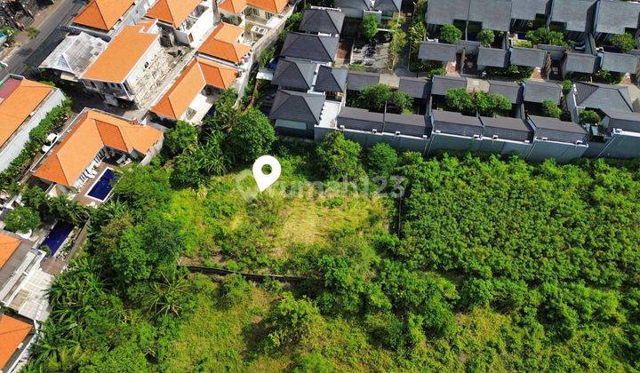 R1114009 Butuh Terjual Cepat Tanah Yang Berlokasi di Jalan Kayu Tulang Selatan Canggu  2