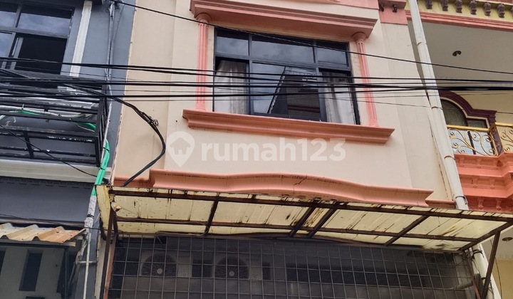 Rumah Kost"An Pademangan 15 Kamar, Lokasi Bagus, Jalan 2 Mobil!!