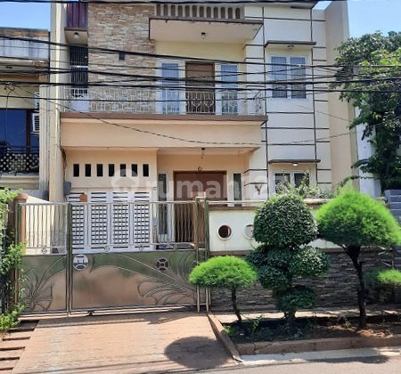 dijual rumah sunter agung 207m2 nyaman, 2,5 lantai, strategis, lokasi bagus, kode ye dijual rumah sunter agung 207m2 nyaman, 2,5 lantai, strategis, lokasi bagus, kode ye