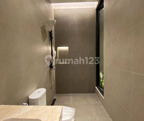 Rumah Sunter Furnished, 3 Lantai, Lokasi Strategis, Ada 2 Unit 2