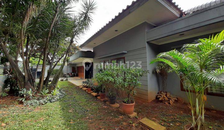 Di jual cepat rumah sultan ada kolam renang, harus terjual, bagus 2