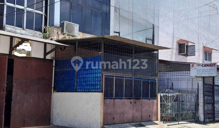 RUKO GUNUNG SAHARI 60m2 HADAP SELATAN, 3 LANTAI, LOKASI BAGUS,KODE DS