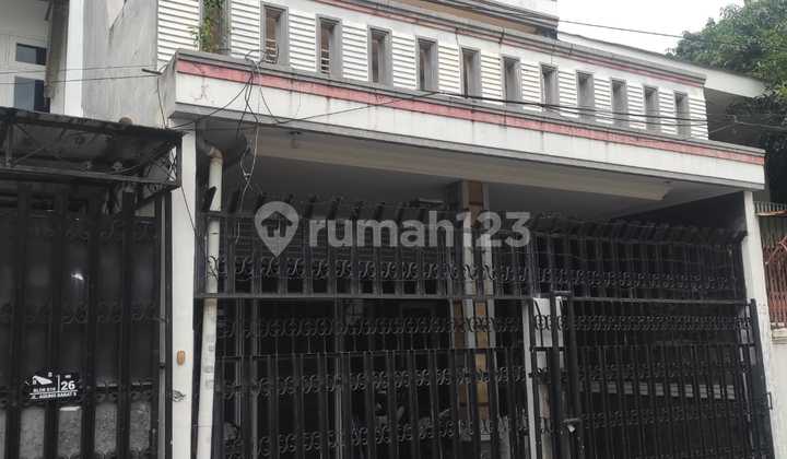 Rumah Sunter Jalan 2 Mobil,Nyaman,Lokasi Bagus,Sewa 75 Juta Per Tahun Rumah Sunter Jalan 2 Mobil,Nyaman,Lokasi Bagus,Sewa 75 Juta Per Tahun