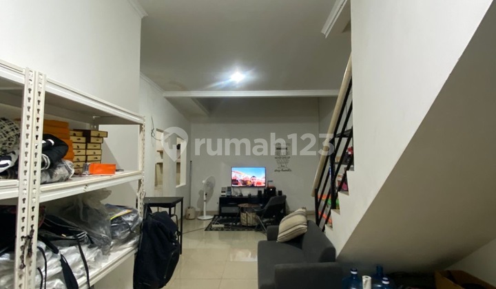 Rumah Bagus Disewakan Di Ancol Semi Furnished,siap Huni,rapi!! 2