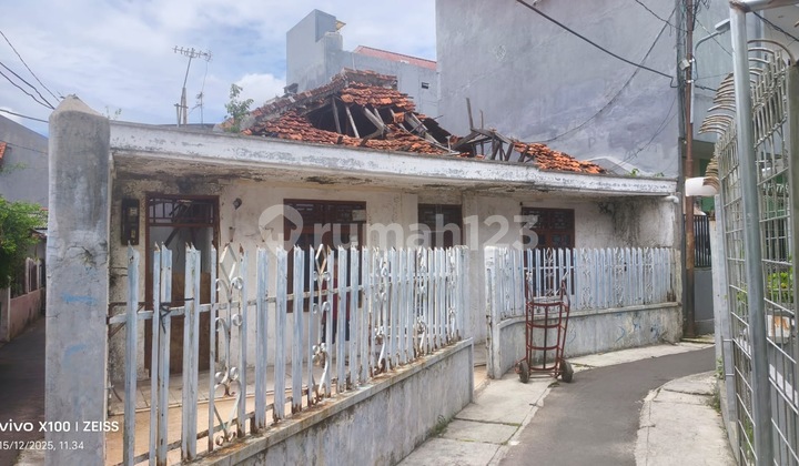 Rumah Kebon Kosong Kemayoran Jarang Ada, Hadap Timur