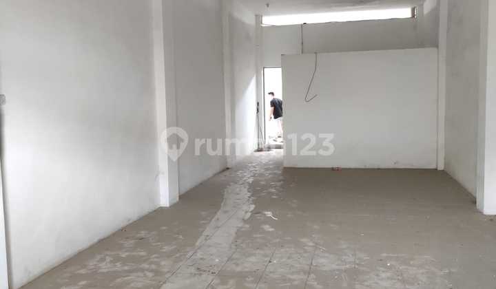 Warakas Boarding House with 19 Rooms, 2 Floors, Strategic Location, Excellent Condition 2