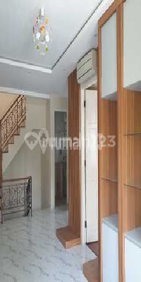 For Sale Nice House in Elite Complex Kelapa Gading, 2-Car Road Access! 2