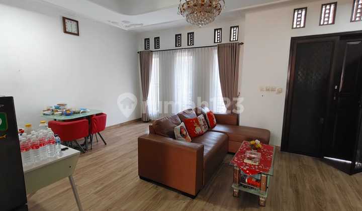 Rumah Sunter Semi Furnish, Hadap Timur Lokasi Bagus Sangat Bagus!
