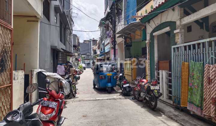 For sale, rare Pademangan house 4x14m, strategic location, affordable For sale, rare Pademangan house 4x14m, strategic location, affordable