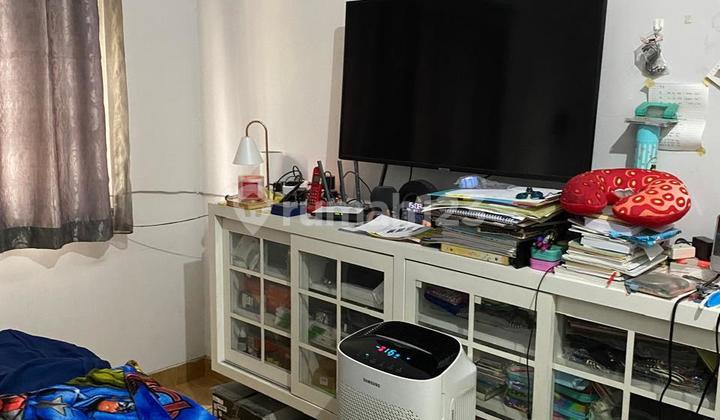 RUMAH PADEMANGAN 49m2 LOKASI BAGUS, 3.5 LANTAI, NYAMAN, KODE JV,AH 2