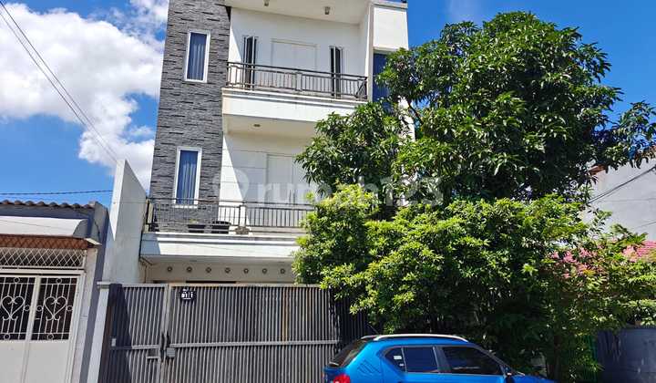 Dijual Rumah Sunter Posisi Hoek, Rumah Minimalis, Nyaman, Rapi!!