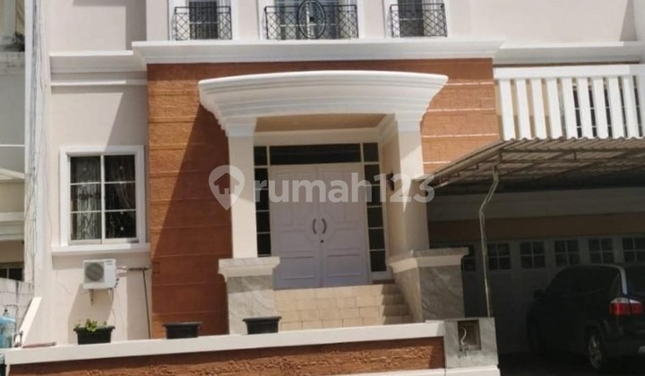 House in Pik 1 Good Location, 2.5 Floors, Strategic, North-Facing House in Pik 1 Good Location, 2.5 Floors, Strategic, North-Facing