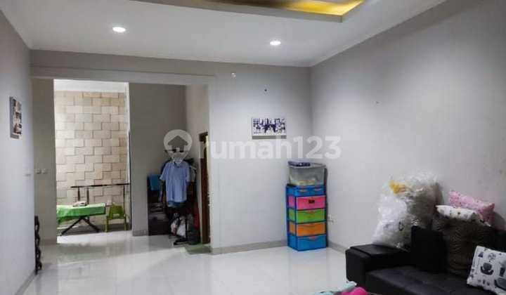 DIJUAL RUMAH KELAPA GADING 120m2 LOKASI STRATEGIS,2 LANTAI,NYAMAN,KODE JV,AH 2