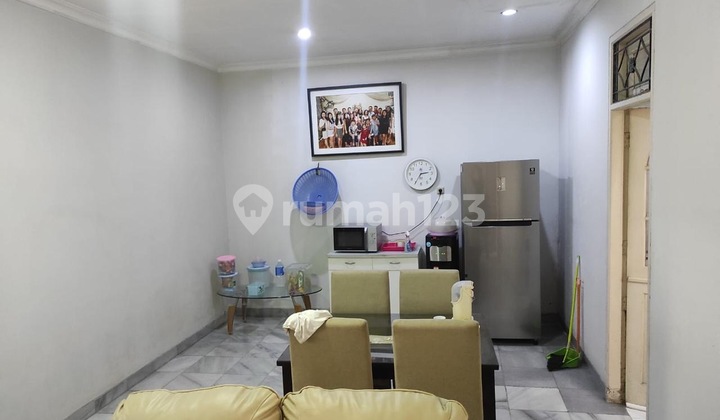 Rumah daerah sunter 8x20m lokasi bagus, strategis, jalan 3 mobil