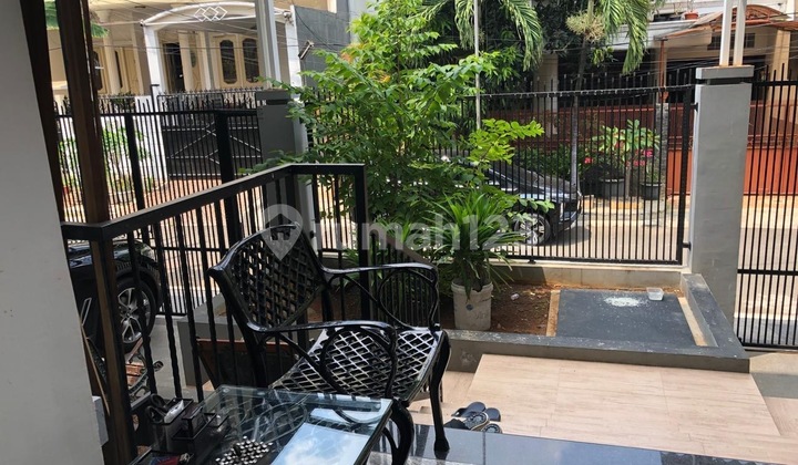 For Sale: Excellent Pulomas House, Minimalist Design, Ready to Move In! 2