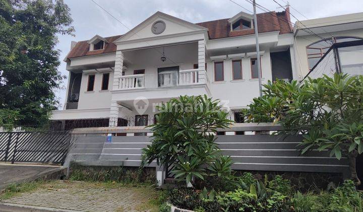 Disewakan Rumah Kayu Putih 380m2 Lokasi Bagus, Nyaman, Funrished, Kode Ks 1