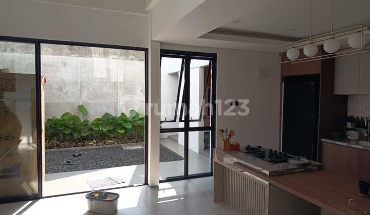 Rumah Baru Premium Kopo Permai 2