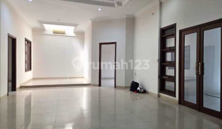 Rumah Mewah Singgasana Pradana 2