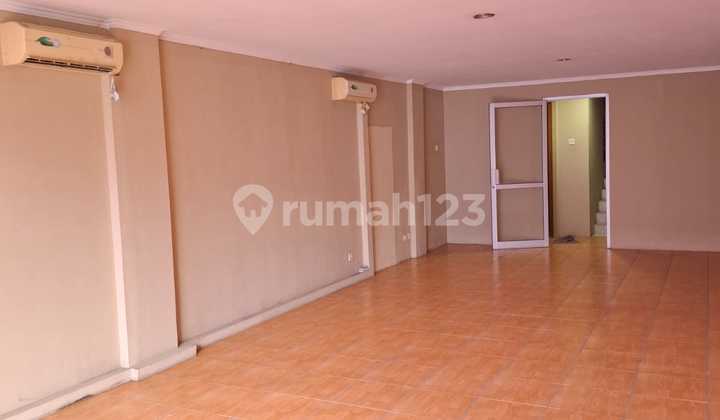 Ruko 3 Lantai Strategis dan Ramai di Paskal Hypersquare