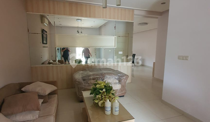 Lingkungan Aman & Nyaman Jalan Besar SHM - Sertifikat Hak Milik Lingkungan Aman & Nyaman Jalan Besar SHM - Sertifikat Hak Milik