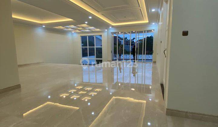 Rumah Luxurious Pd Indah 3 Lantai SHM - Sertifikat Hak Milik Unfurnished Baru 2