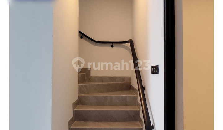 Rumah Mocca Verbana Dian Istana Wiyung Surabaya Murah ( Vin.a477 ) 2