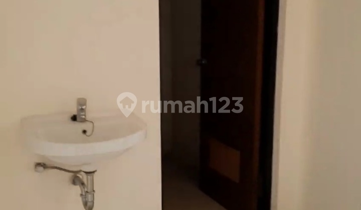 Dijual Rumah Tingkat 2 Lantai Siap Pakai Di BSB City, Semarang 2