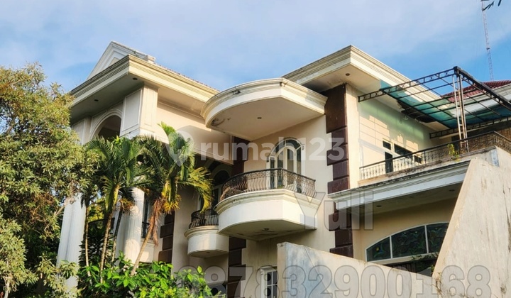 Dijual Rumah Tingkat 2 Lantai di Perumahan Bukit Sari, Semarang 1
