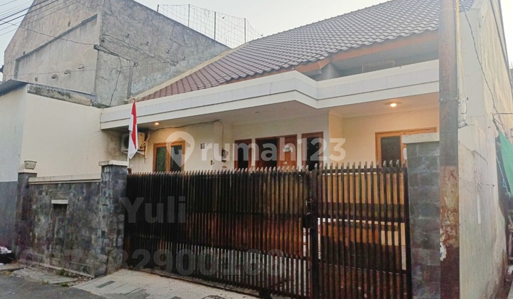 Dijual Rumah Siap Pakai Daerah Pecinan Semarang Tengah 1
