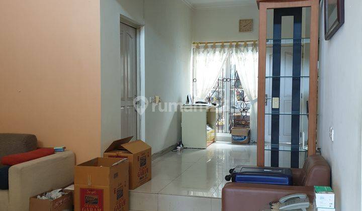 Disewakan Rumah Siap Pakai Semi Furnished Di Perumahan Graha Padma, Semarang 1